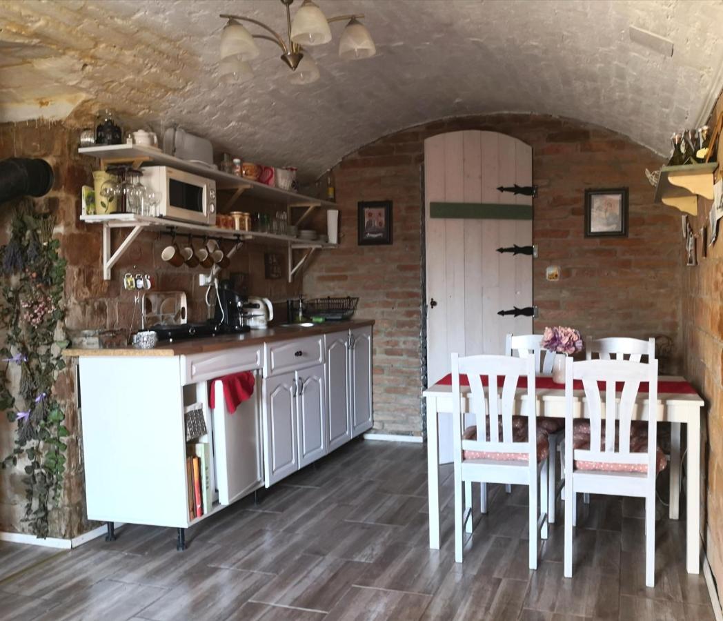 Kakukkfu Barlang-Vendeghaz Villa Noszvaj Dış mekan fotoğraf
